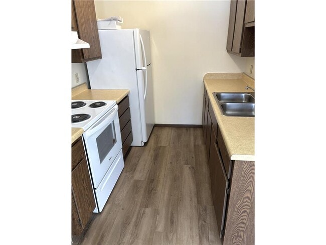 property at 106 Edgewood St