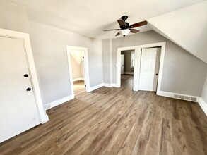 2576 N Pierce St in Milwaukee, WI - Building Photo - Building Photo