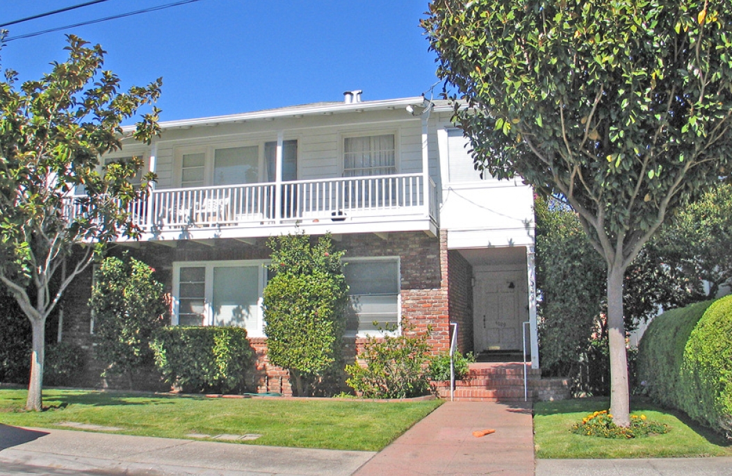 Beresford Apartments in San Mateo, CA - Building Photo