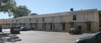 Jackson Heights in Tampa, FL - Foto de edificio - Building Photo