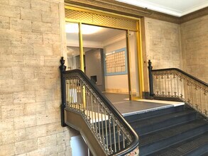 477 Commonwealth Ave, Unit 202 in Boston, MA - Building Photo - Building Photo