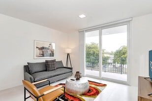 1710 SW 27th Ave, Unit SI ID1272101P in Miami, FL - Building Photo