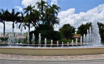 9584 Trevi Ct in Naples, FL - Building Photo