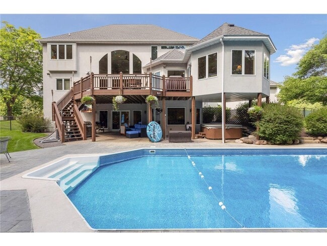 property at 960 Bayside Ln