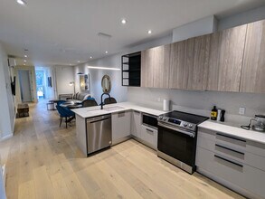 1283 Rue Rachel E in Montréal, QC - Building Photo - Building Photo