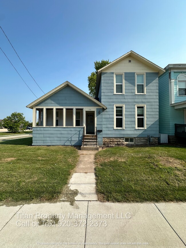 property at 720 W Lincoln Ave