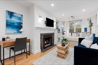 950 W Belle Plaine Ave in Chicago, IL - Building Photo - Building Photo