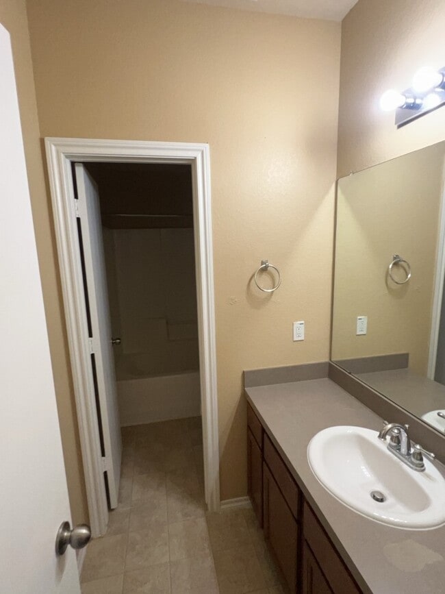 property at 808 Katydid Ct