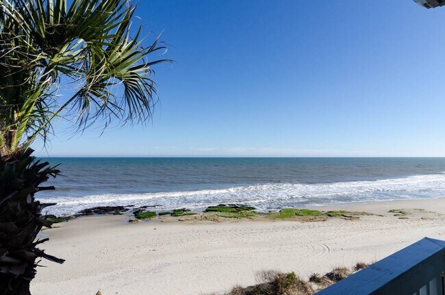 2102 Surfrider Ct in Kure Beach, NC - Building Photo - Building Photo