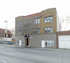 2465-2469 W Fond Du Lac Ave in Milwaukee, WI - Building Photo - Building Photo