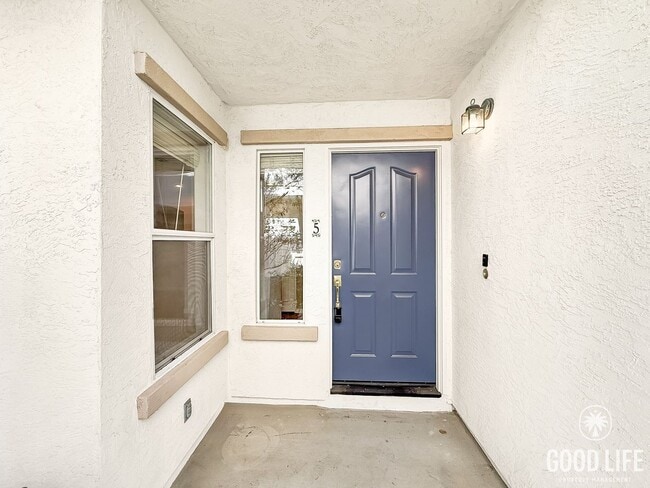 3761 Carmel View Rd in San Diego, CA - Building Photo - Building Photo