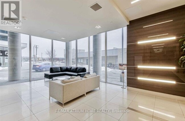 9618 Yonge St in Richmond Hill, ON - Building Photo - Building Photo