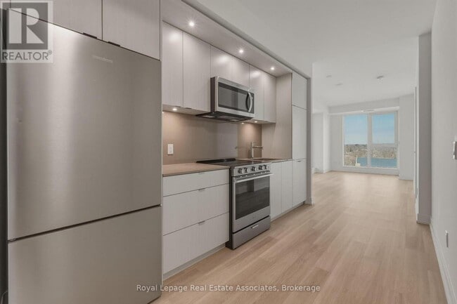 property at 25 Cordova Ave