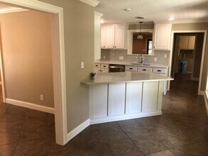 2012 Van St in Tupelo, MS - Building Photo - Building Photo
