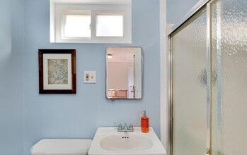 4710 Wilwyn Way in Rockville, MD - Building Photo - Building Photo
