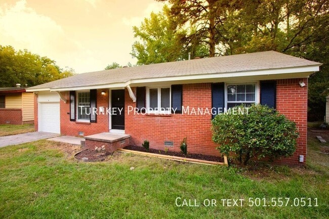 property at 4 Wynne Cir