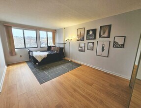 1731 Beacon St in Brookline, MA - Building Photo - Building Photo