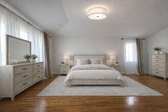 325 Central Ave in Willowbrook, IL - Building Photo - Building Photo