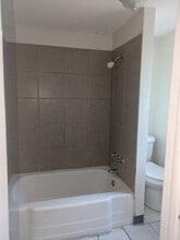 3017 E 8th St in Kansas City, MO - Building Photo - Building Photo