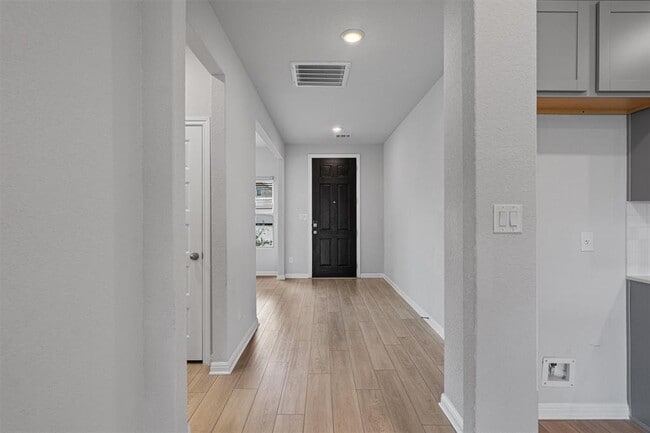 13021 Zumpango Ter in Manor, TX - Building Photo - Building Photo