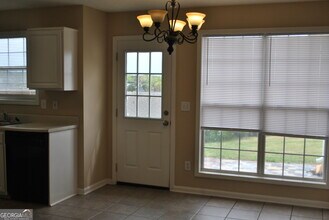 233 Ferguson Ave in Locust Grove, GA - Building Photo - Building Photo