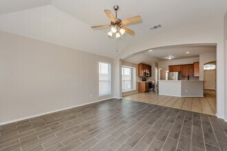 14104 Golden Pass Rd in Mesquite, TX - Building Photo - Building Photo