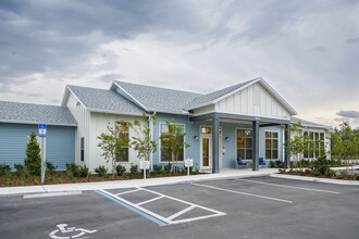 Sydney Trace Apartments in Jacksonville, FL - Building Photo - Building Photo