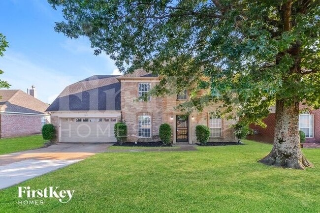 property at 7699 Parkmont Dr