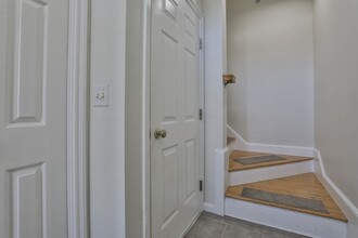 92 Barrington Ave in Nashua, NH - Building Photo - Building Photo