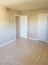 3090 Coral Springs Dr, Unit 8 in Coral Springs, FL - Building Photo - Building Photo