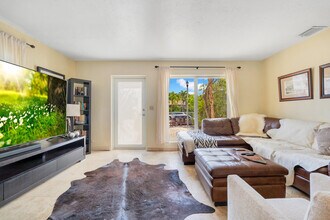 727 85th St in Miami Beach, FL - Building Photo - Building Photo