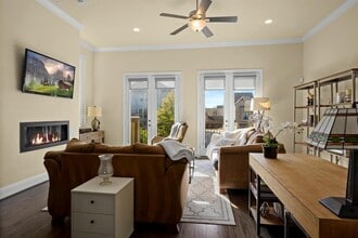 8406 Oak Leaf Point Dr in Houston, TX - Building Photo - Building Photo
