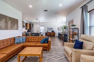 418 Stagecoach Trail in San Marcos, TX - Building Photo - Building Photo