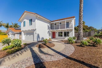 315 Cerro St in Encinitas, CA - Building Photo - Building Photo