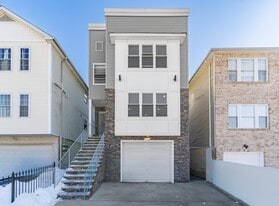 168 Johnson Ave, Unit 1st Floor in Newark, NJ - Building Photo