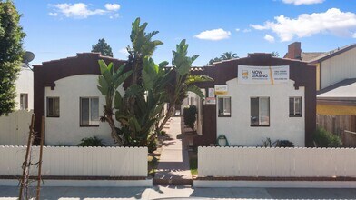 2652-2728 E 15th Street in Long Beach, CA - Building Photo - Building Photo