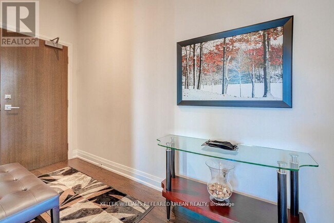 80-4480 John St in Toronto, ON - Building Photo - Building Photo