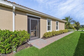 4298 Dutchess Park Rd in Ft. Myers, FL - Building Photo - Building Photo