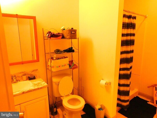 2126 N Carlisle St in Philadelphia, PA - Building Photo - Building Photo