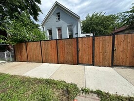 2712 W 25th St, Unit BF in Chicago, IL - Building Photo