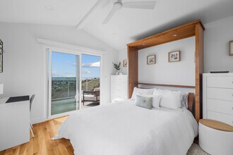 2182 March Pl in San Diego, CA - Building Photo - Building Photo