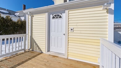 88 Winthrop St, Unit 3 in Taunton, MA - Building Photo - Building Photo