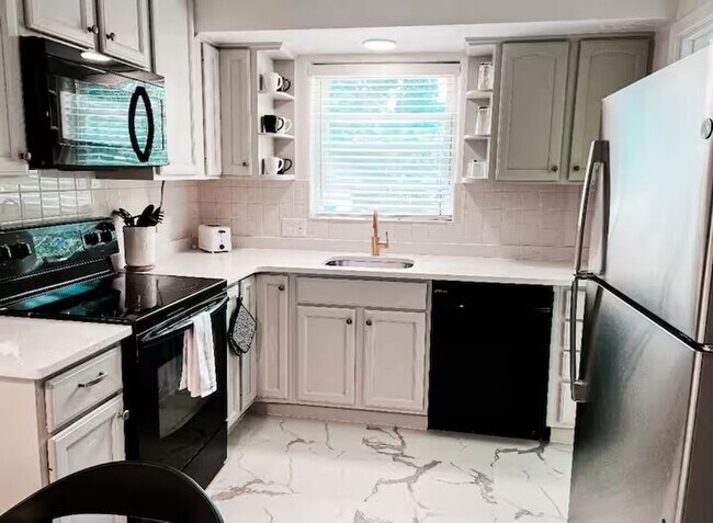 2669 Iowa Ave in Ogden, UT - Foto de edificio - Building Photo