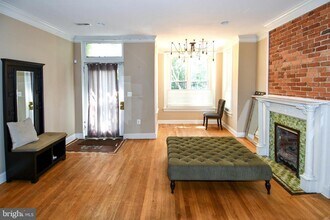 11 R St NW in Washington, DC - Building Photo - Building Photo