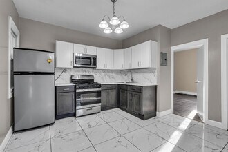 165 Winfield Ave, Unit 4R in Jersey City, NJ - Building Photo - Building Photo