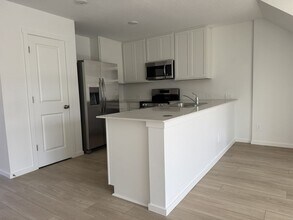 830 Lynx St in Davenport, FL - Building Photo - Building Photo