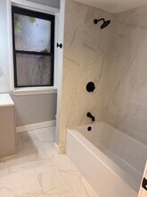 6737 S East End Ave in Chicago, IL - Building Photo - Building Photo