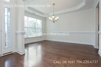 10524 Royal Winchester Dr in Charlotte, NC - Building Photo - Building Photo