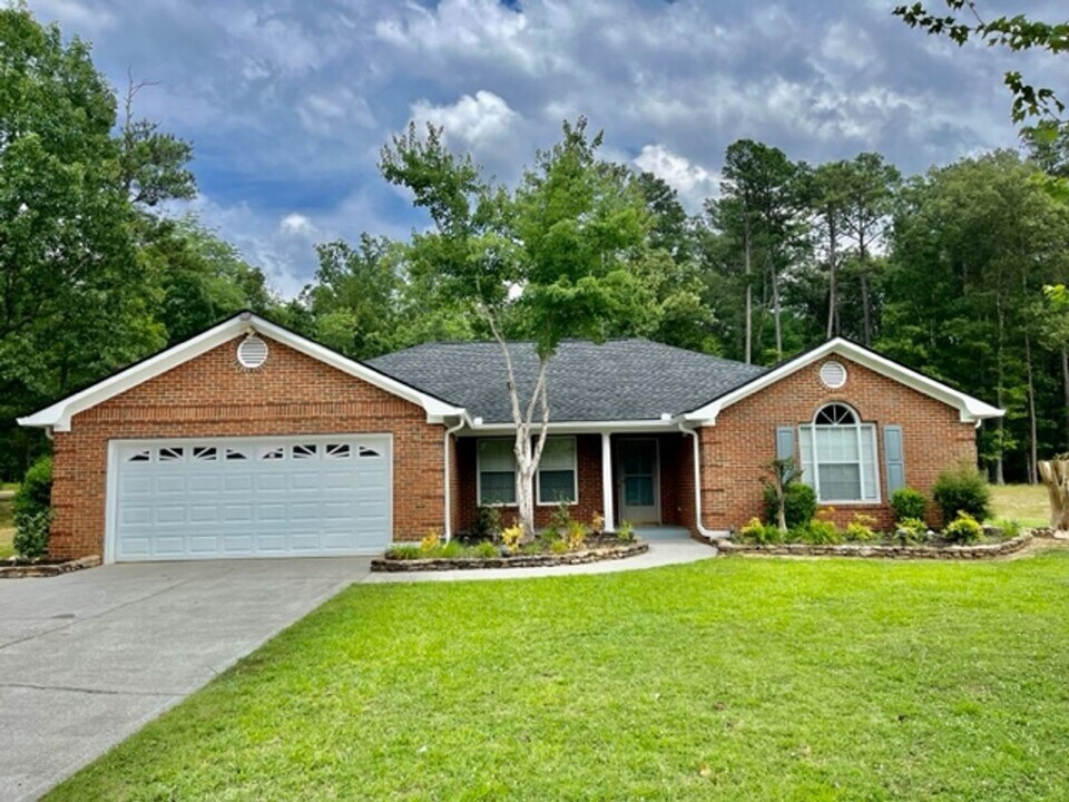 3579 Garden Lakes Pkwy in Rome, GA - Foto de edificio
