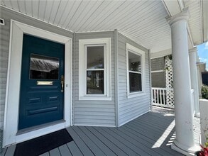 224 Rochambeau Ave in Providence, RI - Foto de edificio - Building Photo